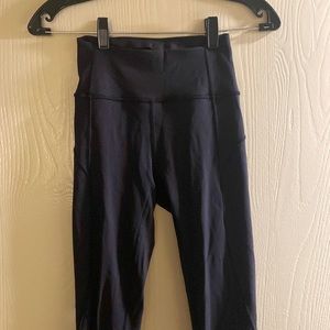 Lululemon In Movement Tight 7/8th